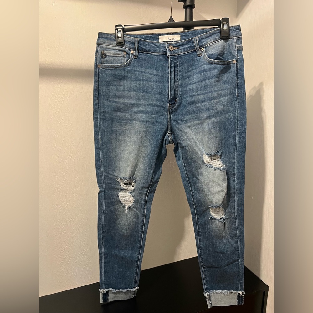 Woman’s Blue Distressed Jeans